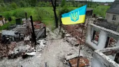 Разрушения в деревне Мощун