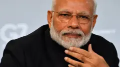 मोदी