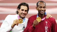 البطلان معتز برشم وجانماركو تامبيري يحملان الميداليتين الذهبيتين