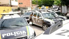 Carros da PM do Ceará