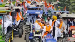 ਖੇਤੀ ਕਾਨੂੰਨਾਂ ਖਿਲਾਫ਼ ਸੜਕ ਤੋਂ ਸੰਸਦ ਤੱਕ ਵਿਰੋਧ ਜਾਰੀ