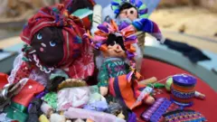 মেক্সিকো থেকে পাঠানো খেলনা ও মিষ্টি যেগুলো বিমানবন্দরে জব্দ করা হয়েছে