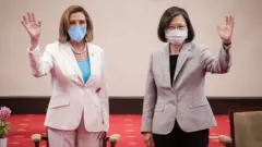 US Speaker Nancy Pelosi don meet Taiwan President Tsai Ing-wen
