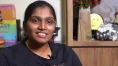 స్నేహ దీప్తి