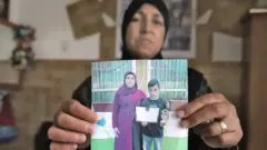 Bereaved Israel Arab mother