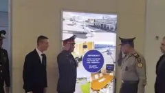 کیومرث حیدری پس از ورود به فرودگاه بین‌المللی ونوکووا مورد استقبال ماتیسین رامان معاون فرمانده نیروی زمینی ارتش روسیه قرار گرفت