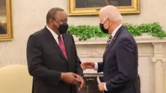 Joo Baayidan fi Uhuuruu Keniyaataa