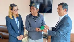 लाइसेन्स आरोही
