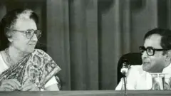 اندرا گاندھی اور پرنب مکھرجی