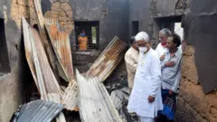 ত্রিপুরার প্রাক্তন মুখ্যমন্ত্রী মানিক সরকার এক দলীয় কর্মীর পুড়ে যাওয়া বাড়িতে শুক্রবার