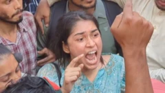 বেসরকারি বিশ্ববিদ্যালয়ের বিক্ষুব্ধ শিক্ষার্থী