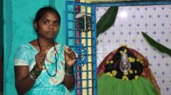 Ṣàǹgbáfọ́! Àwọn ọ̀dọ́bìnrin tí wọ́n fún òrìṣà gẹ́gẹ́bí ìyàwó nílùú ibìkan ti di olówò nọ̀bì!