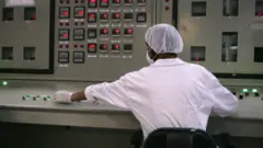 Planta nuclear en Irán