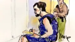 skica nika rajnera u sudnici, nik rajner optužen za ubistvo reditelja roba rajnera, njegovo oca