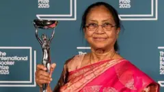 பானு முஷ்டாக், புக்கர் பரிசு, ஹார்ட் லேம்ப்