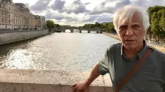 عکسی از بهرام بیضایی که همسرش، مژده شمسایی، در فیسبوک منتشر کرد