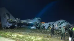 बोलिभिआमा ब्याङ्क नोट बोकेको एउटा मालवाहक विमान दुर्घटना