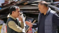 विश्वप्रकाश शर्मा र गगन थापा