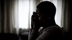 Silouette of pesin wey dey cover face