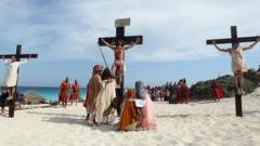 Encenação da crucificação de jesus Cristo