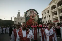 خلال الاحتفالات القبطية بعيد انتقال مريم العذراء في أسيوط