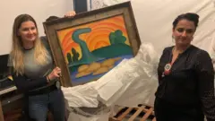 ከተሰረቁት ስዕሎች አንዱ 