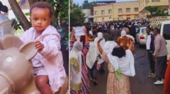 ህጻን ኖላዊት - ናብ ኣደባባይ ዝወጸአ ነባሪ ከተማ ጎንደር