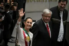 La actual presidente de México Claudia Sheinbaum con su antecesor Andrés Manuel López Obrador
