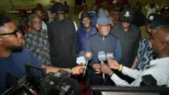 FCT minister Nyesom Wike dey follow tori pipo tok during di PDP national convention