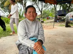 "ฉันได้ยินเสียงดังกระหึ่ม และเสียงดังตูมตามจากแถวบ้านฉันด้วย" 