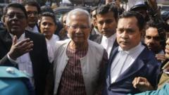 অধ্যাপক ইউনূস এবং তার প্রতিষ্ঠানের বিরুদ্ধে শতাধিক মামলা রয়েছে