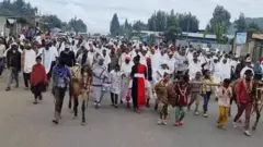 Hawaasni Rakkoo nageenyaan dararame meeshaa ulfootin bahee araaraf waaqa kadhate.