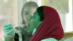 कोरोना 
