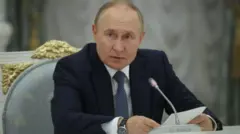 व्लादिमिर पुतिन (फ़ाइल फ़ोटो)