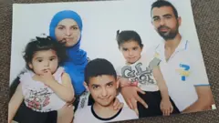 ख़लील और उनका परिवार जब सीरिया में रहता था.