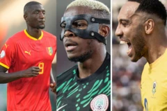 L'attaquant guinéen Serhou Guirassy, l'attaquant nigérian Victor Osimhen et l'attaquant gabonais Pierre-Emerick Aubameyang sont représentés en buste dans les quatre colonnes verticales d'une image divisée, vêtus des maillots nationaux de leurs équipes respectives.