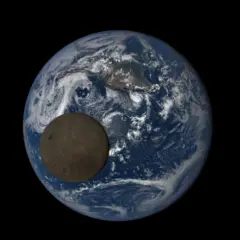 Trânsito da Lua diante da Terra