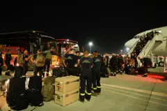 Equipe de resgate francesa se preparando para viajar para a Venezuela