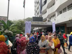 নির্বাচনে অংশ নিতে গত ডিসেম্বরে রিটার্নিং কর্মকর্তার কার্যালয়ে মনোনয়ন জমা দেন প্রার্থীরা