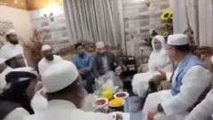 উর্দু ভাষায় কথা বলা ভিডিওটি সামাজিক মাধ্যমে ব্যাপকভাবে ভাইরাল হয়েছে।