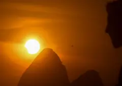 Sol em paisagem do Rio de Janeiro