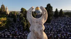 باحات المسجد الأقصى