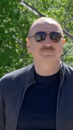 Azərbaycanda əhalinin təxminən hər 10 nəfərdən 9-u Prezident İlham Əliyevə etimad edir - bu barədə məlumat Medianın İnkişafı Agentliyinin keçirdiyi sorğunun nəticələrində bildirilib.