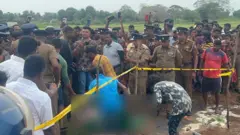 යුද හමුදා සාමාජිකයින් පහරදී ඇතැයි කියන පුද්ගලයෙකුගේ මළ සිරුරක් මුලතිව්, මුත්තයාන්කට්ටු වැවේ තිබී හමුවීම සම්බන්ධයෙන් සාධාරණ පරීක්ෂණයක් පවත්වන ලෙසට ප්‍රදේශවාසීහූ හා උතුරේ දේශපාලනඥයෝ රජයෙන් ඉල්ලා සිටිති.