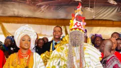 Alaafin ati iyawo rẹ