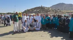 حجاج سوريون يصلون إلى الديار المقدسة