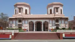 શાહી મહેલ, સરદાર પટેલ, સરદાર પટેલ રાષ્ટ્રીય સ્મારક, બીબીસી ગુજરાતી