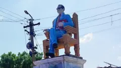 அம்பேத்கர் சிலை