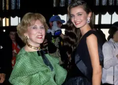 Paulina com Estée Lauder