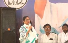 বিজেপির বিরুদ্ধে ধর্মীয় মেরুকরণের অভিযোগ তুলেছেন মুখ্যমন্ত্রী।